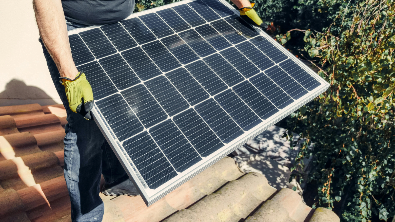 Rooftop solar installations get fourth mounting structure option