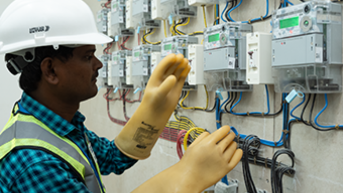 smart meter installation by an engineer