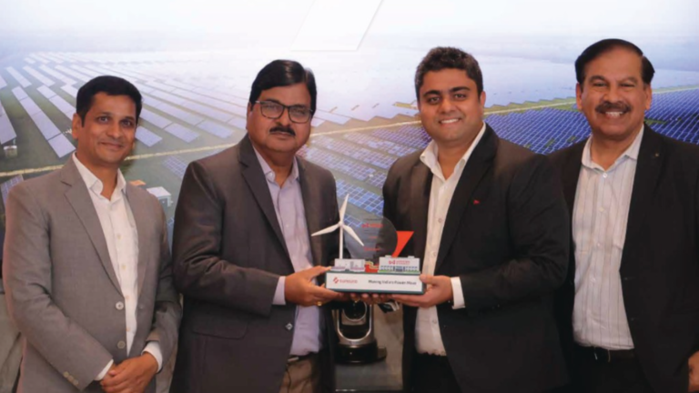 Executives from Sunsure Energy and Wonder Cement exchange a memento during the signing of open-access solar PPAs for 30 MWp supply to facilities in Maharashtra and Uttar Pradesh.
