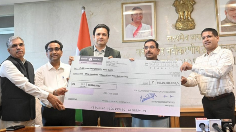 SECI officials present a ceremonial cheque of Rs 115.09 crore to Union Minister Pralhad Joshi and MNRE officials in New Delhi for FY2025-26 interim dividend, April 9, 2026.