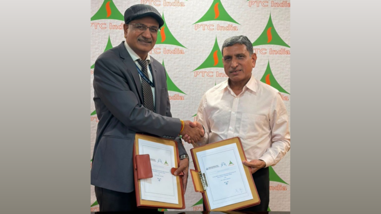 PTC India Managing Director and CEO Dr Manoj Kumar Jhawar and MAHAPREIT Managing Director Bipin Shrimali exchange signed documents after signing an MoU to explore collaboration in renewable energy, green hydrogen, energy storage and sustainable infrastructure projects.