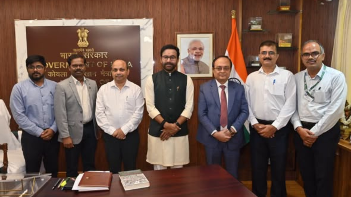 Union Minister for Coal and Mines G. Kishan Reddy with officials from NALCO and NLC India Limited after the signing of the joint venture agreement for the 1,080 MW captive thermal power project at Angul, Odisha, in New Delhi.